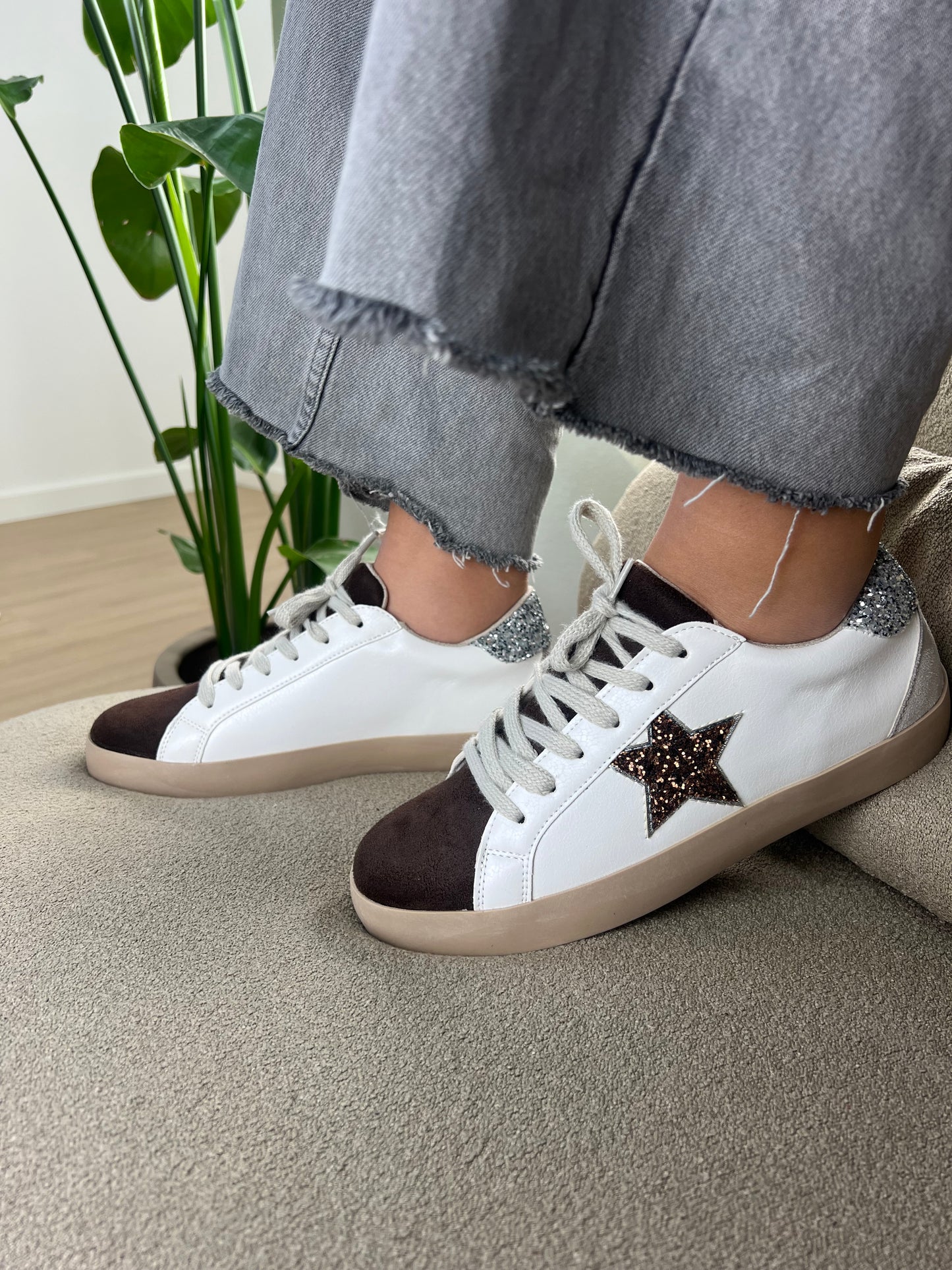 Ténis Milão - Castanho